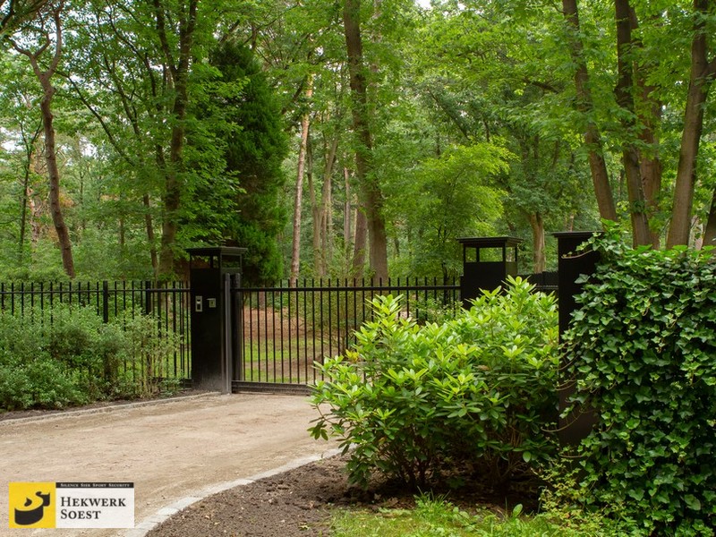 Spijlenhekwerk Doorgestoken Ronde Spijlen? | Hekwerk Soest B.V.